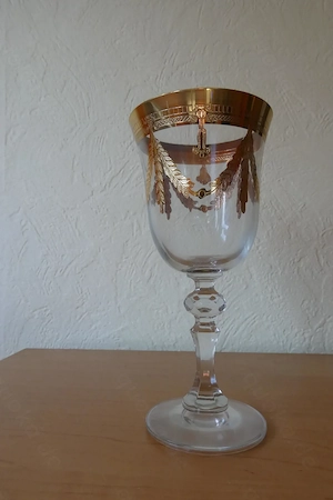 6 Kristallgläser verziert mit 24 Karat Gold