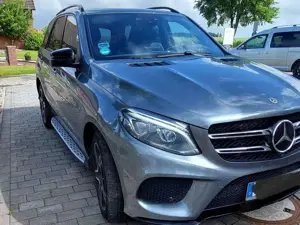Mercedes-Benz GLE 350 GLE 350 d 4Matic 9G-TRONIC Exclusive