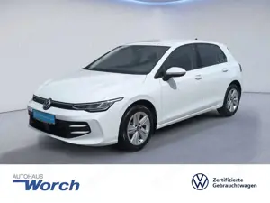 Volkswagen Golf VIII 1.5 TSI LIFE CLIMATRONIC+SHZ+LED+AHK