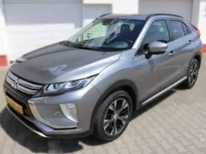 Mitsubishi Eclipse Cross Intro Edition LED-Scheinw. PDC v+h,Winterpaket