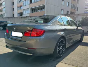 BMW 520 BMW 520i 2012 – Top Zustand | Vollausstattung