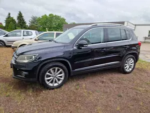 Volkswagen Tiguan Lounge Sport  Style BMT