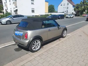 MINI Cooper S Cabrio Sidewalk