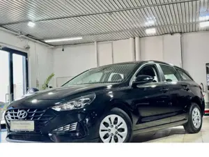 Hyundai i30 Hyundai i30 cw*Select*B.tooth*GRA*MFL*DAB*Mwst*