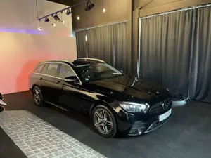 Mercedes-Benz E 300 DE T-Modell AMG*AHK*