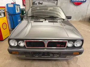 Lancia Delta Delta HF 4 WD Bild 4