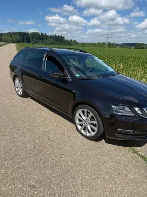 Skoda Octavia Clever 2.0. TDI SCR DSG 4x4 Combi