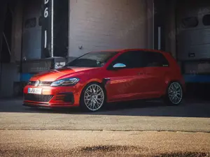 Volkswagen Golf GTI Golf GTI (BlueMotion Technology) DSG Performance