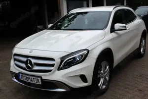 Mercedes-Benz GLA 180 GLA  AUTOMATIK,2.HAND,PDC,NAVI, PARK ASIS, XENON, SHZ,
