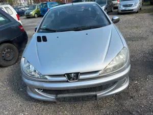 Peugeot 206 CC Platinum 110