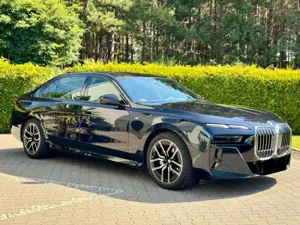 BMW 740