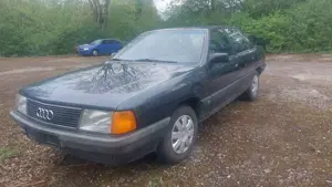 Audi 100