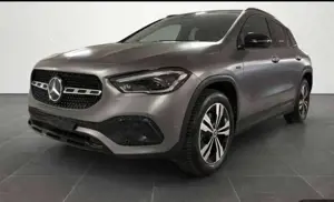 Mercedes-Benz GLA 250 GLA Plugin Hybrid e 8G-DCT Progressive