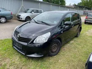 Toyota Verso Basis