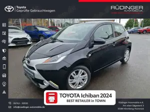 Toyota Aygo AYGO x-play 1.0l Team Deutschland