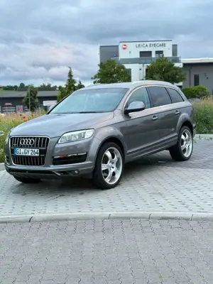 Audi Q7 3.0 TDI DPF quattro tiptronic