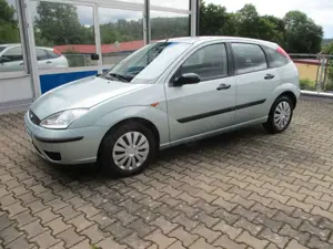 Ford Focus 1,6 Viva Autom.