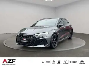 Audi RS3 S tronic+280km/h+PANO+MATRIX