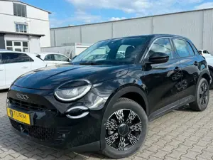 Fiat 600 Hybrid Automatik|Garantie|180°Kamera|SHZ|LED