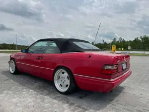Mercedes-Benz E 320 E 320 Kabriolet TOP Zustand SOFORT Leder/Automatik/Tempomat/Klimaautomatik