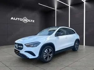 Mercedes-Benz GLA 200 ENp 55000 Night Pano Winter P Kam. Spur