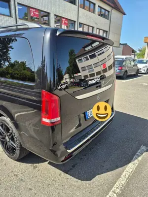 Mercedes-Benz V 300 d lang 4Matic 9G-TRONIC Avantgarde AMG Line