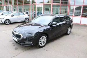 Skoda Octavia Combi 2.0 TDI DSG Style, Alcantara, AHK