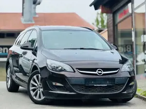 Opel Astra J Sports Tourer Edition
