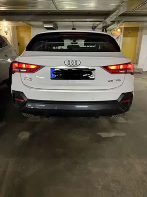 Audi Q3 35 1.5 tfsi s-tronic