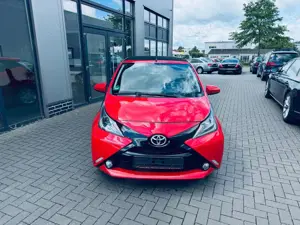 Toyota Aygo x-wave Automatik/ Rückfahrtkamera