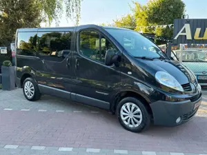 Renault Trafic Passenger 2.0 dCi L1H1*8Sitze*Klima*TÜV