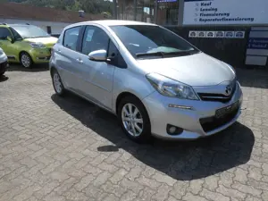 Toyota Yaris Yaris  5-Türer  VVT-i Multidrive S Executive