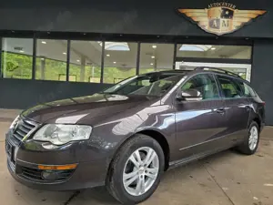 Volkswagen Passat Variant Trendline Business/1.H/Kette-NEU