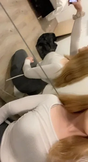 Heiße Bilder und Sexvideos