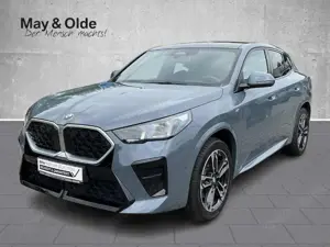 BMW X2 sDrive20i M Sport HUD AHK Navi Pano 360°Kamera