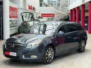 Opel Insignia A Sports Tourer Cosmo Xenon Navi PDC