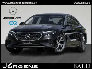 Mercedes-Benz E 220 d Avantgarde/DIGITAL/Distr/Ambi/Memo/360°