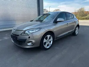 Renault Megane Megane Fließheck 2.0 140 CVT Dynamique