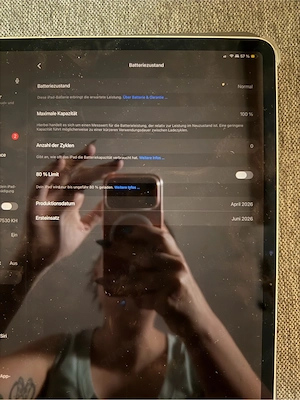 ipad Air 13" 256 GB neuwertig 2026