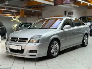 Opel Vectra GTS 3.2 V6|Xenon|SHZ|PDC|Klima|1.Hand