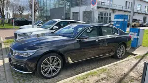 BMW 750