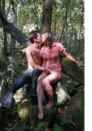 Paare für erotisches Aktshooting