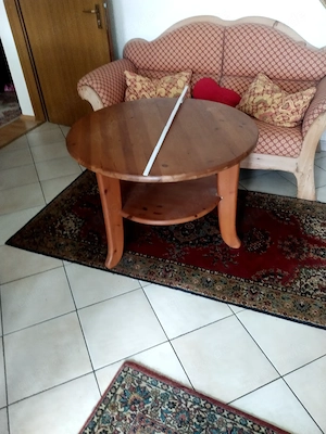 Runder Tisch massiv 