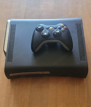 X Box 360 mit 10 Spielen