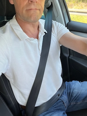 9Uhr Riesenlatte Joggt am Wanderparkplat B470.. Suche weibliche Begleitung 