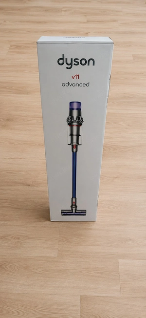 Dyson 11 Neu