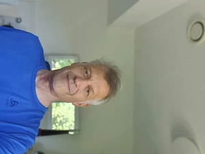 Suche hübsche Frau im Münchner Osten, die sich gerne zärtlich oral u. p Hand verwöhnen lassen möchte