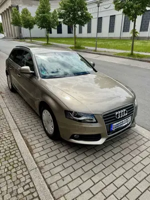 Audi A4 Avant 2.0 TDI DPF multitronic Ambiente