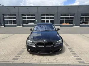 BMW 330 330i