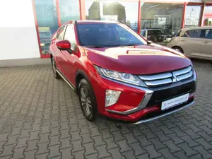 Mitsubishi Eclipse Cross 1.5DE Plus Allrad 360°Kamera PDC AHZV heizb. FSS+Lenkrad